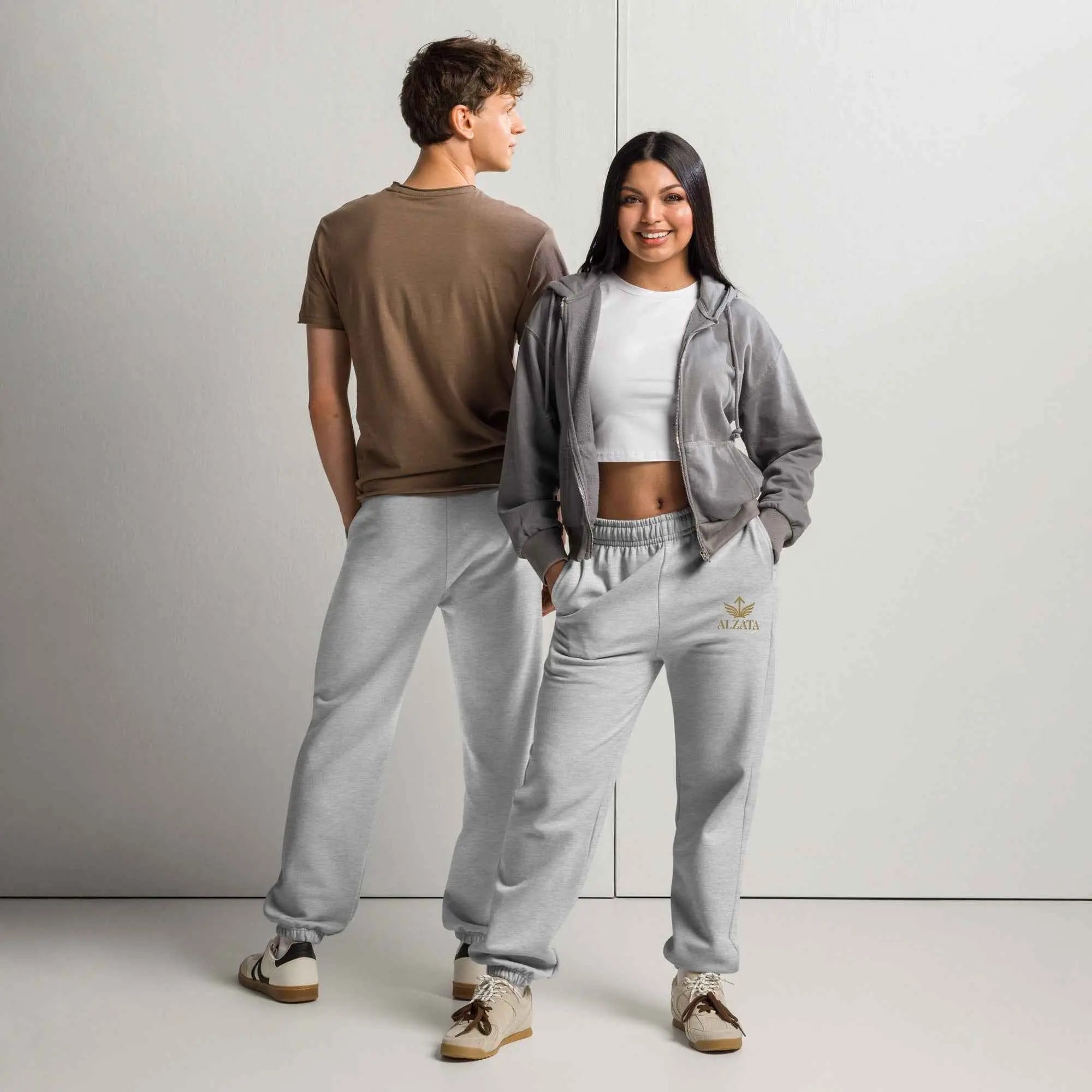 ALZATA Logo Sweatpants Athletic Heather