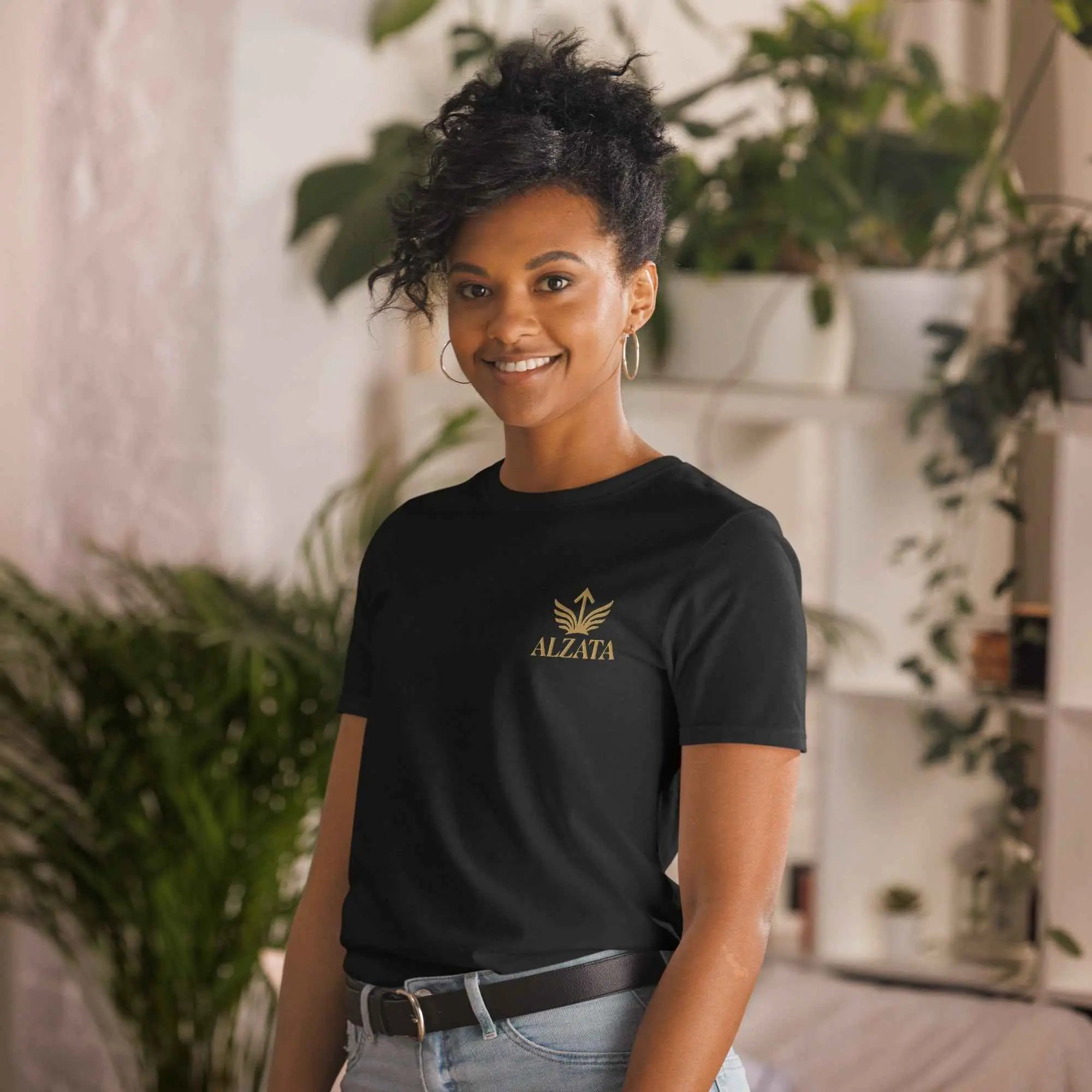 Alzata Essential Tee for Effortless Style and Comfort - ALZATA 
