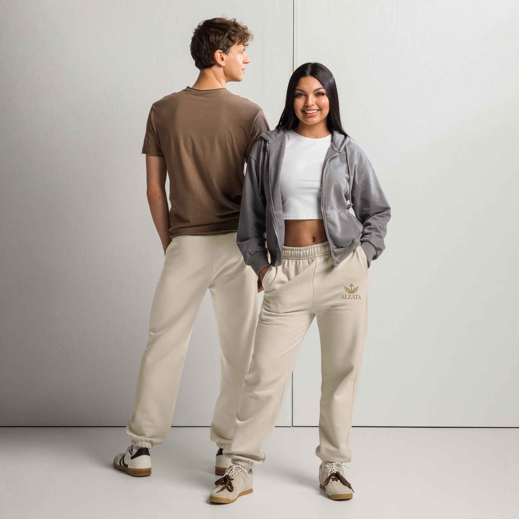 ALZATA Logo Sweatpants